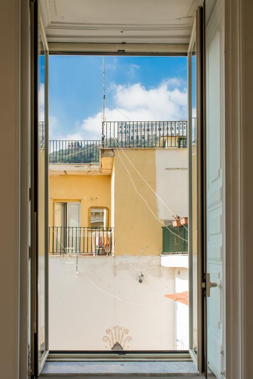 Stay In Naples Flats Экстерьер фото